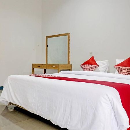 Oyo 90483 Homestay Permata Syariah Bangko ภายนอก รูปภาพ