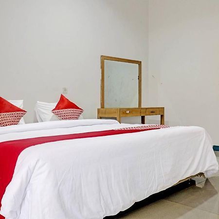 Oyo 90483 Homestay Permata Syariah Bangko ภายนอก รูปภาพ